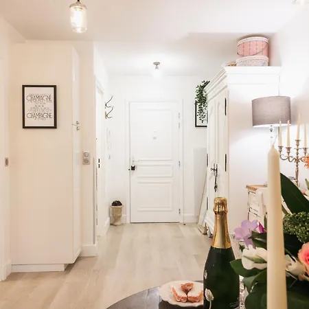 The French Boudoir Апартаменты Эперне