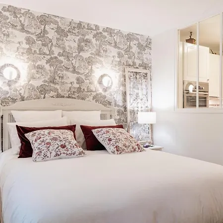 Апартаменты The French Boudoir