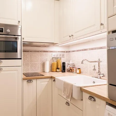 Апартаменты The French Boudoir Эперне